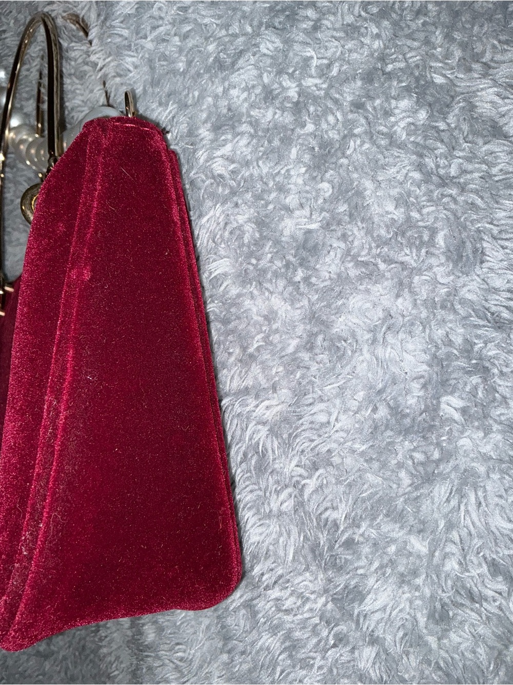 Gucci Beauty Red Velvet Pearl Handle Clutch Cosmetic Pouch Bee Embellished - Picture 5 of 8